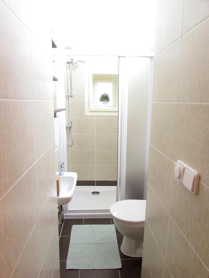 Wellness Apartments Florenc Prága Kültér fotó